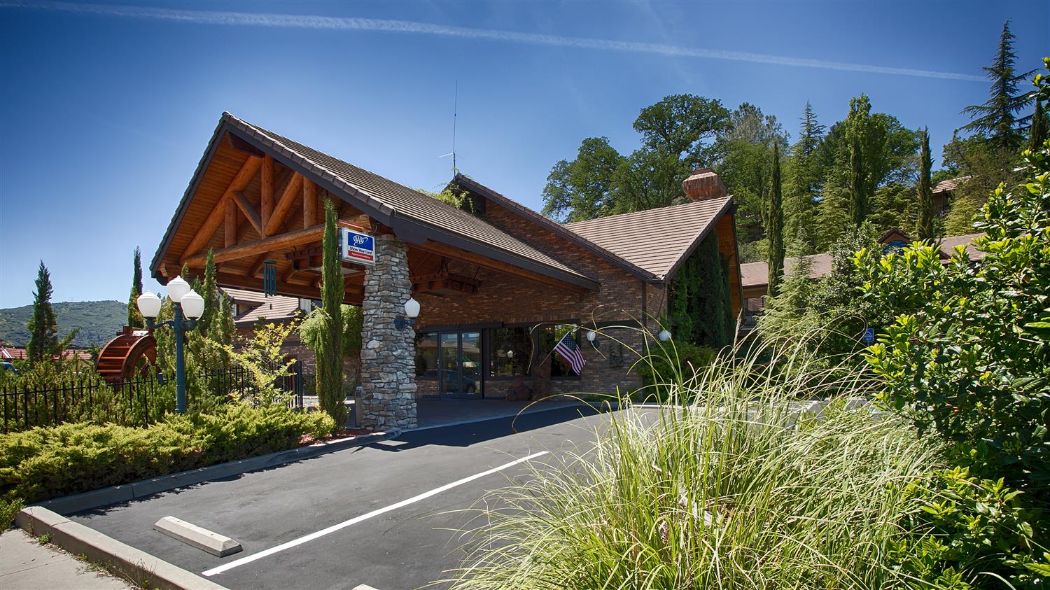 Best Western Plus Yosemite Gateway Inn Oakhurst, CA See Discounts