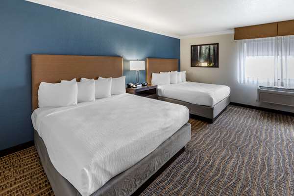 - Best Western Town & Country Lodge Tulare - CA 99, Exit 88