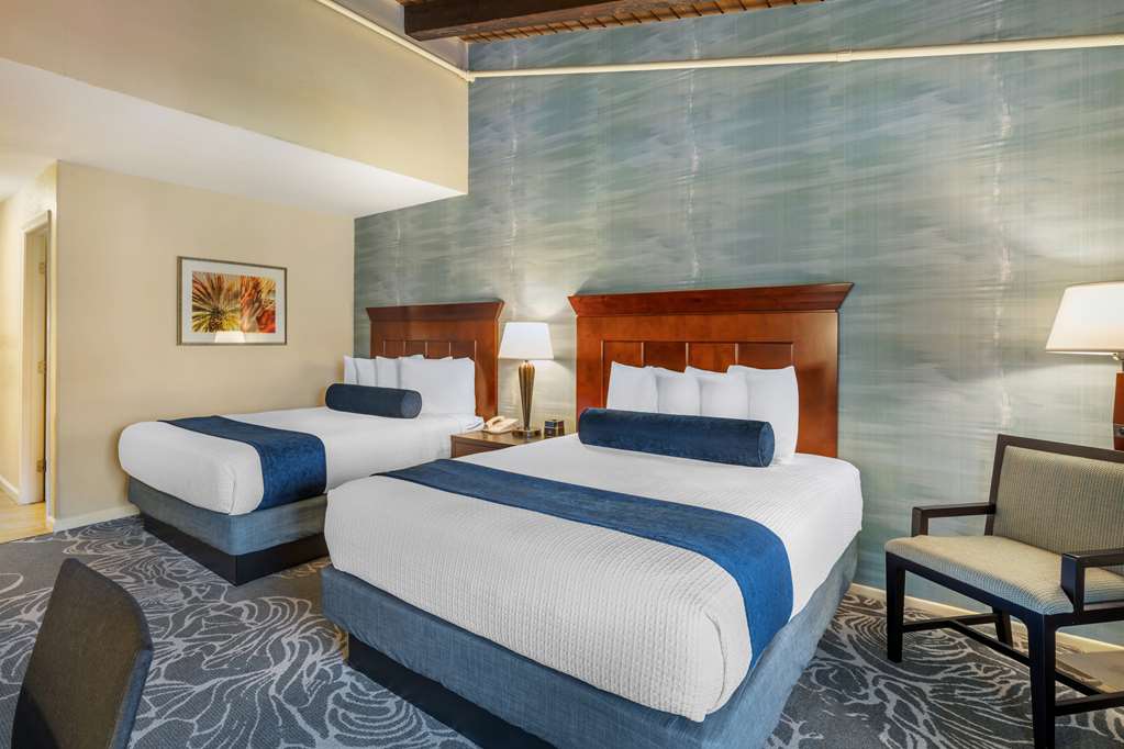 Best Western Plus Carpinteria Inn-guestroom-Guest Room,On-Site.jpg