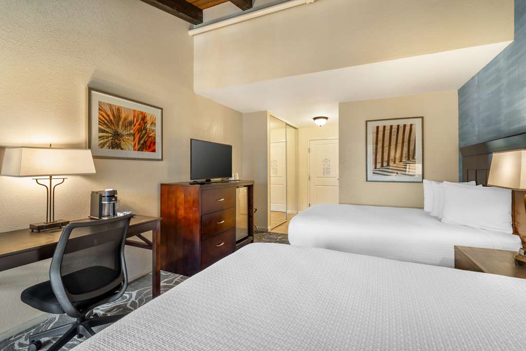 Best Western Plus Carpinteria Inn - Tap to explore photos