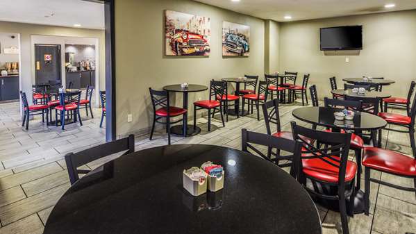 Amenities - Best Western Desert Villa Inn Barstow - I-40, Exit 1