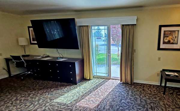  - Best Western Plus Northwoods Inn Crescent City