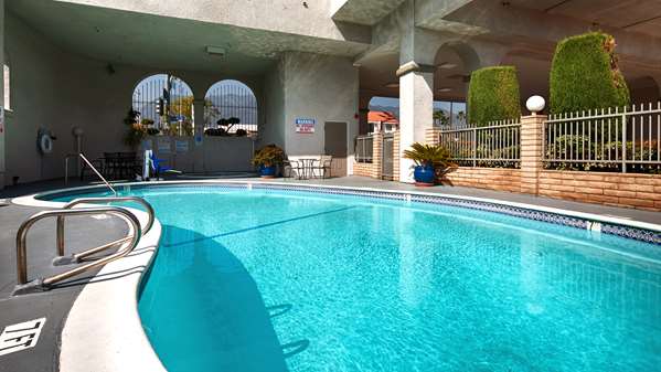 Pool - Best Western Pasadena Royale Hotel - I-210, Exit 30