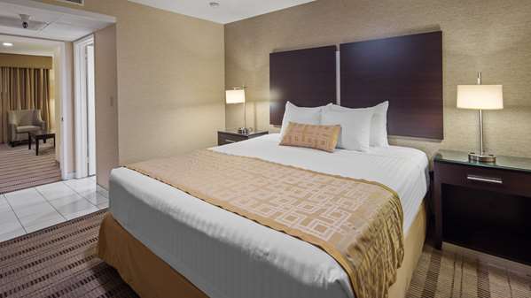  - Best Western Pasadena Royale Hotel - I-210, Exit 30