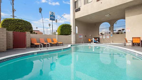 Pool - Best Western Pasadena Royale Hotel - I-210, Exit 30