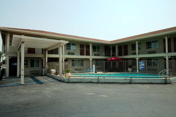 Exterior view - Best Western Hanford Inn
