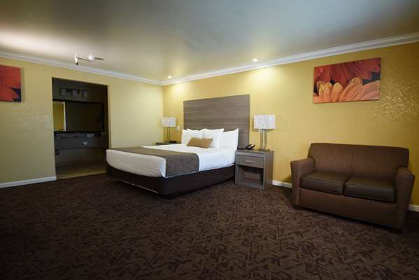  - Best Western Hanford Inn