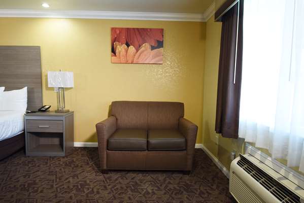  - Best Western Hanford Inn