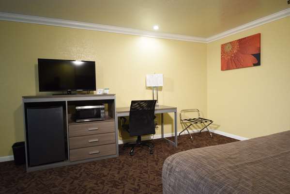  - Best Western Hanford Inn