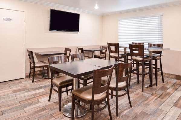 Amenities - Best Western Airport Plaza Inn Inglewood
