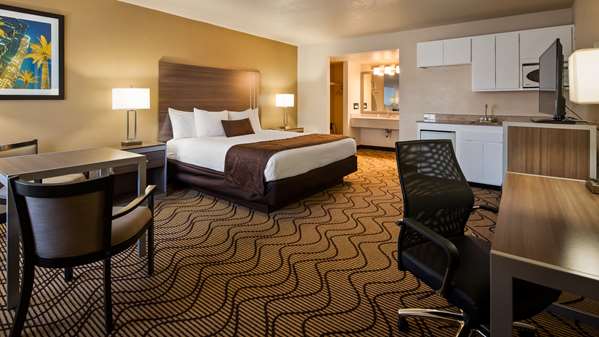  - Best Western Heritage Inn Concord