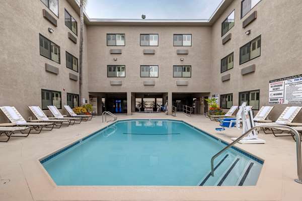 Pool - Best Western Plus Park Place Inn & Mini Suites - I-5, Exit 110