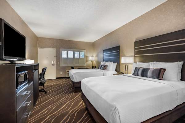  - Best Western Plus Park Place Inn & Mini Suites - I-5, Exit 110