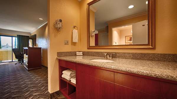  - Best Western Image Inn & Suites Moreno Valley