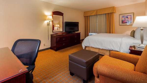  - Best Western Plus West Covina Inn - I-10, Exit 37B