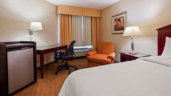  - Best Western Plus West Covina Inn - I-10, Exit 37B