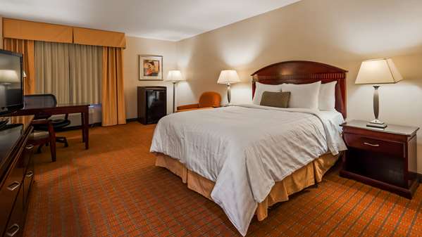  - Best Western Plus West Covina Inn - I-10, Exit 37B