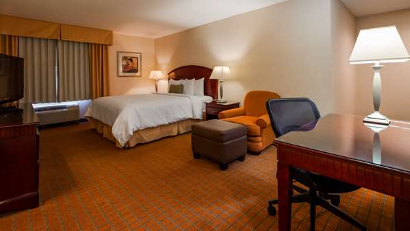  - Best Western Plus West Covina Inn - I-10, Exit 37B