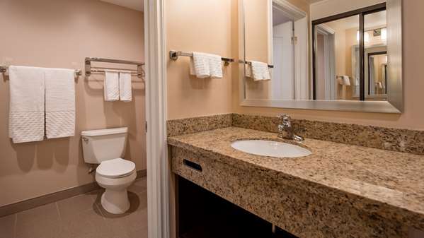  - Best Western Plus West Covina Inn - I-10, Exit 37B