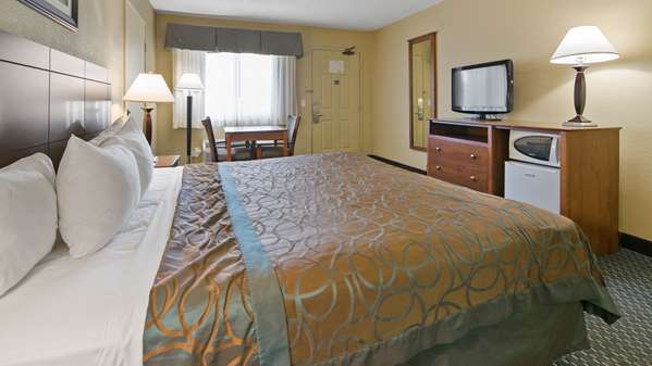  - Best Western Santee Lodge