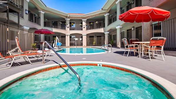 Pool - Best Western Santee Lodge