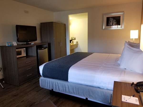  - Best Western Santee Lodge