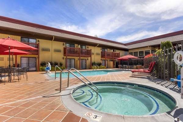 Pool - Best Western Plus Placerville Inn - US 50, Exit 44