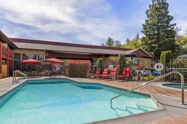 Pool - Best Western Plus Placerville Inn - US 50, Exit 44