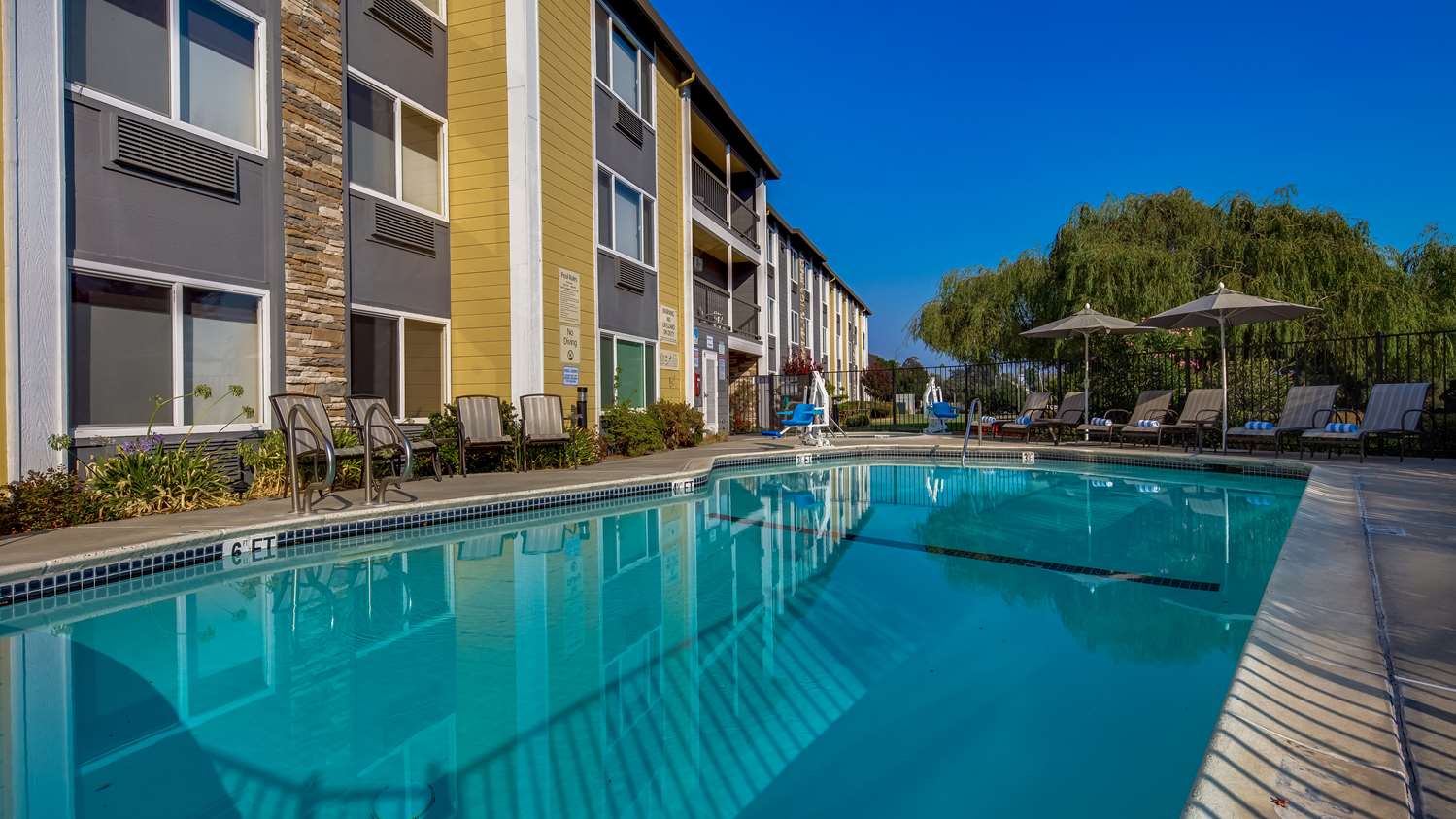 Best Western Plus Heritage Inn Benicia I780, Exit 5, CA See Discounts