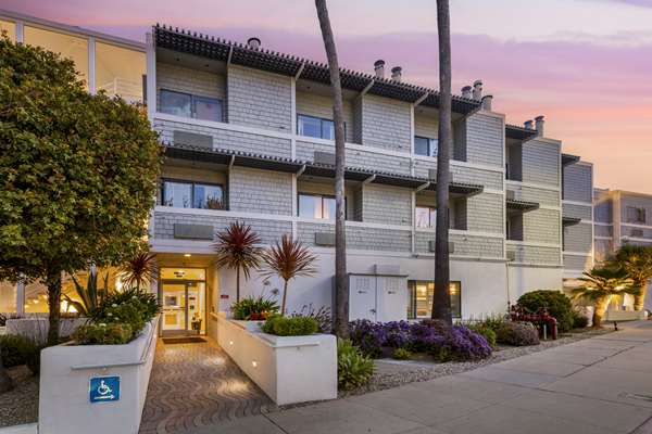 Exterior view - Best Western Plus All Suite Inn Santa Cruz