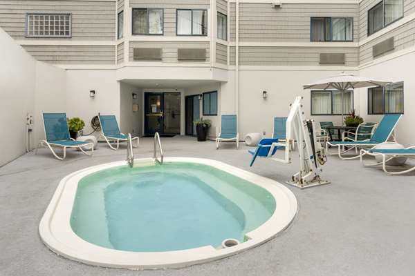 Pool - Best Western Plus All Suite Inn Santa Cruz