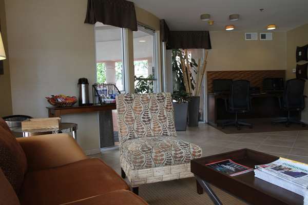  - Best Western Plus Suites Hotel Coronado Island