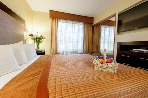 Suite - Best Western Hotel Escondido - I-15, Exit 33