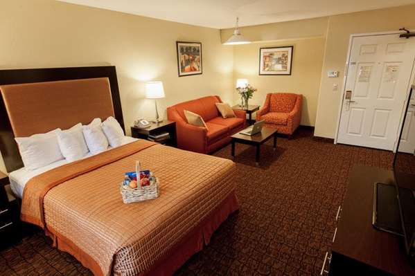 Suite - Best Western Hotel Escondido - I-15, Exit 33