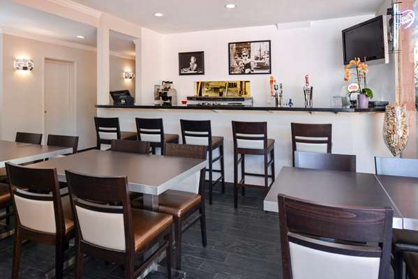 Restaurant - Best Western Hollywood Plaza Inn