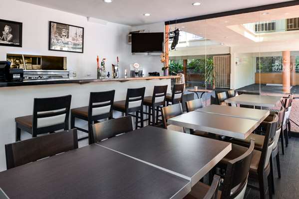 Restaurant - Best Western Hollywood Plaza Inn