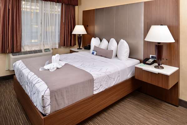  - Best Western Hollywood Plaza Inn