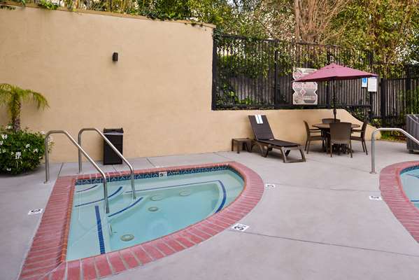 Pool - Best Western Hollywood Plaza Inn
