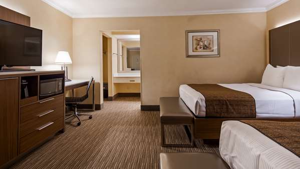 - Best Western Hollywood Plaza Inn