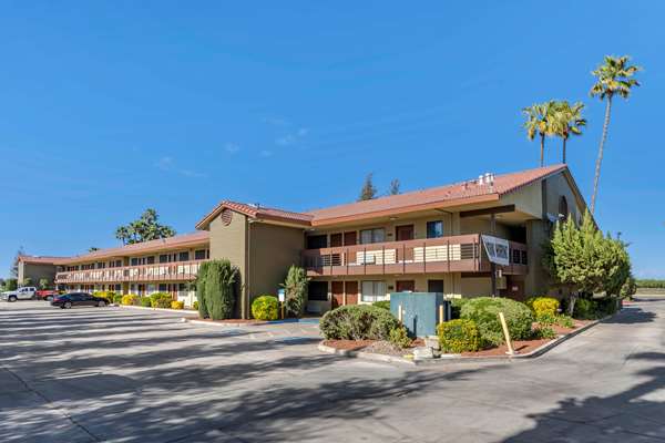 Exterior view - Best Western Orchard Inn Turlock - CA 99, Exit 217