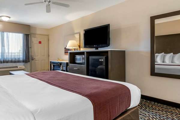  - Best Western Orchard Inn Turlock - CA 99, Exit 217