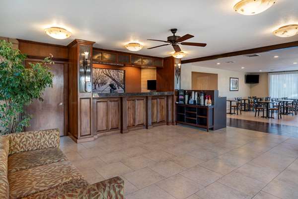  - Best Western Orchard Inn Turlock - CA 99, Exit 217