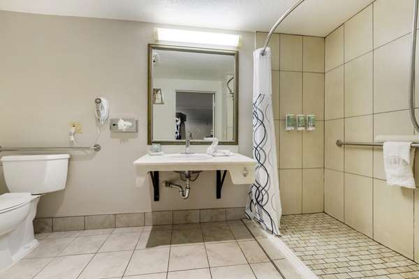  - Best Western Galleria Inn Redondo Beach
