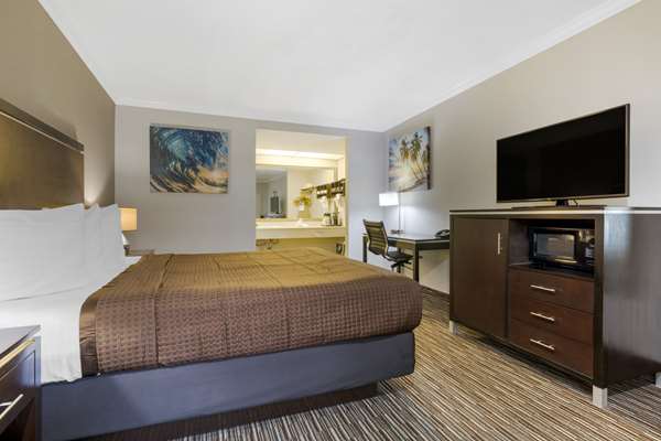  - Best Western Galleria Inn Redondo Beach
