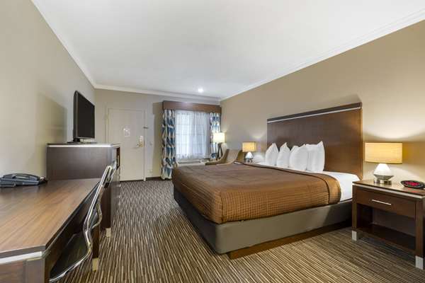  - Best Western Galleria Inn Redondo Beach