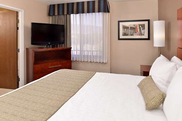 Suite - Best Western Plus Heritage Inn Rancho Cucamonga - I-15, Exit 112