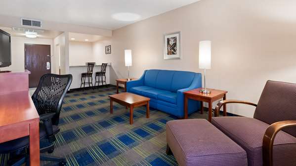 Suite - Best Western Plus Heritage Inn Rancho Cucamonga - I-15, Exit 112