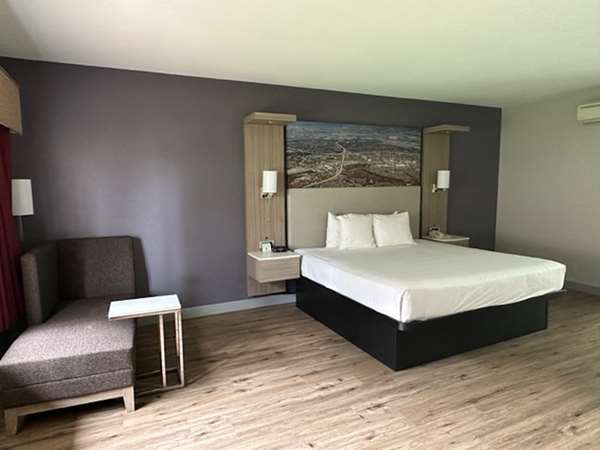  - Best Western Inn Diamond Bar