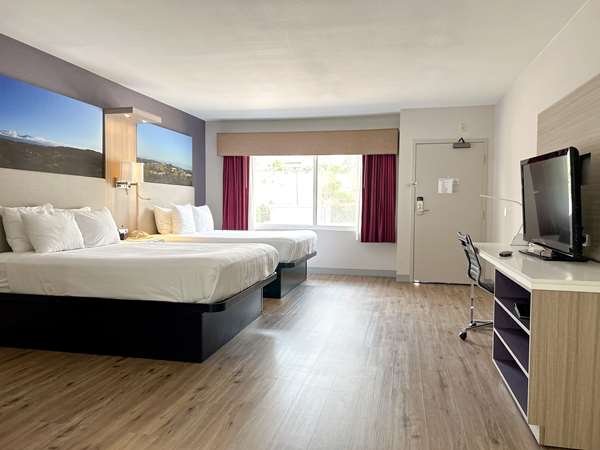 Pool - Best Western Inn Diamond Bar