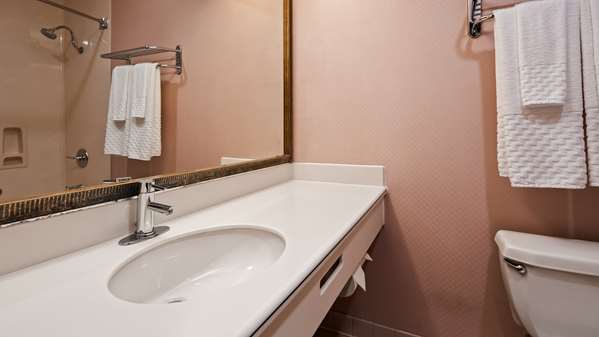  - Best Western Plus Suites Hotel Inglewood